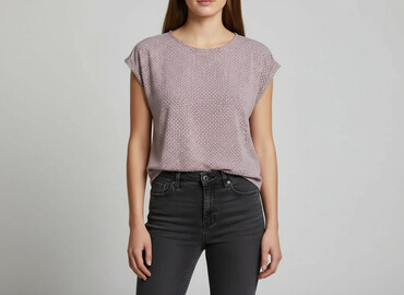 bluzki z dekoltem v plus size: Жіноча блуза, розмір M