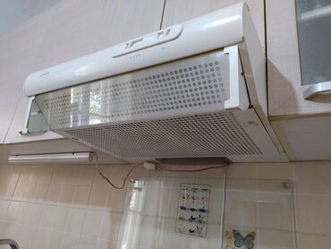 кухонная вытяжка 700 в Кыргызстан | Вентиляция, вытяжка: Кухонная вытяжка