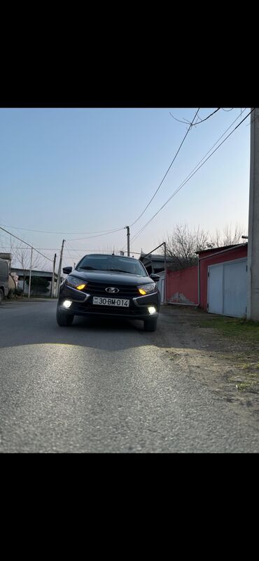 VAZ (LADA): VAZ (LADA) Granta: 1.7 l | 2020 il 100 km Sedan