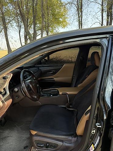 ct 200h: Lexus ES: 2019 г., 2.5 л, Автомат, Гибрид, Седан — 10