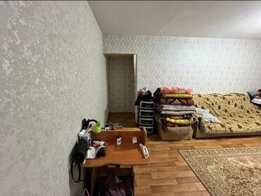 правда боконбаева квартира: 2 комнаты, 48 м², 104 серия, 1 этаж, Косметический ремонт