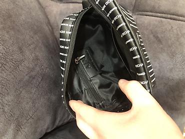 41 5: Сумка через плечо Armani Exchange A|X, цвет Black (ярлык AX211-2B — 2