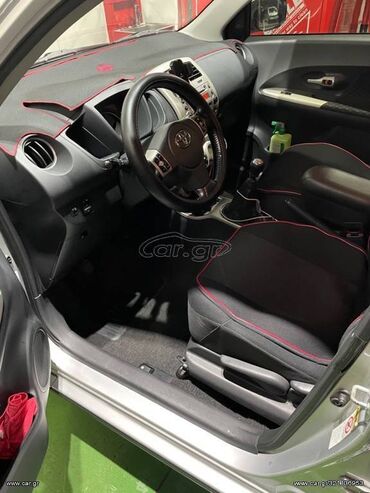 Toyota: Toyota : 1.4 l. | 2010 έ. Χάτσμπακ — 7