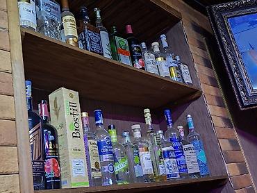 bakı restoran iş elanları: Neftçilər metrosu yaxınlığında (Nazlı Saray tərəf) yerləşən pub-a işçi — 5
