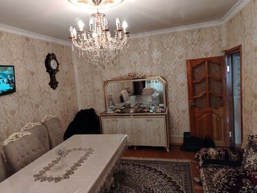 срочно продается квартира: Gəncə, 3 otaqlı, Köhnə tikili, 400 kv. m