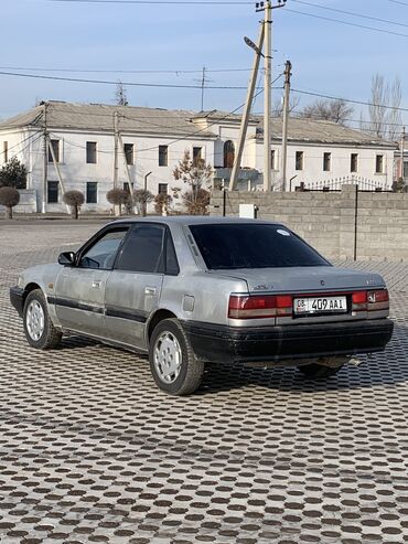 Mazda: Mazda 626: 1988 г., 2 л, Механика, Бензин, Седан — 8