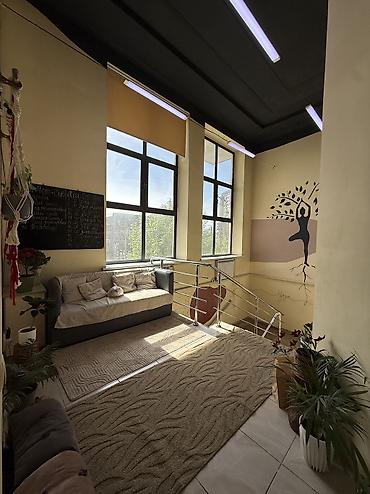 Аренда помещений свободного назначения: 🏢 Сдается коммерческое помещение в аренду на первой линии! 📍 Локация — 1