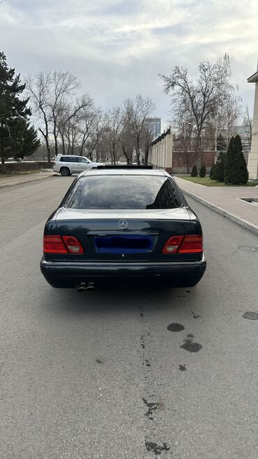 Mercedes-Benz: Mercedes-Benz E-Class: 1997 г., 4.2 л, Автомат, Бензин, Седан — 6