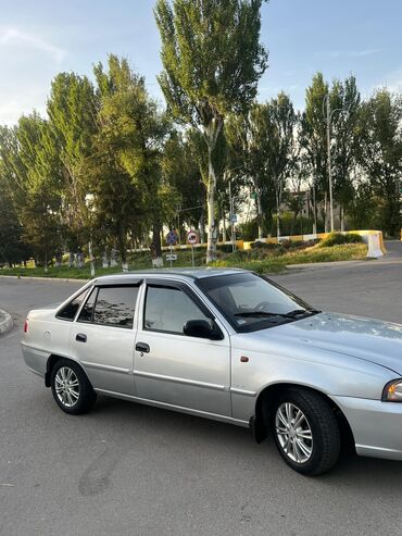 Daewoo: Daewoo Nexia: 2011 г., 1.5 л, Механика, Бензин, Седан at lalafo.kg Daewoo: Daewoo Nexia: 2011 г., 1.5 л, Механика, Бензин, Седан
