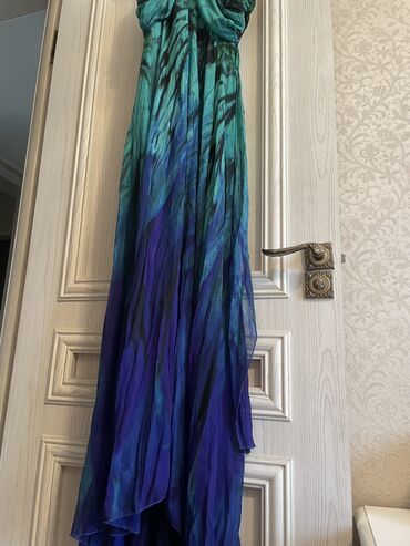 кружевное платье со шлейфом: Вечернее платье, Длинная модель, Шифон, Без рукавов, Шлейф, M (EU 38)