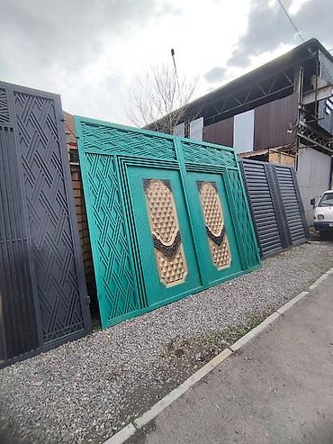 Распашные ворота: Металлические ворота с декоративными панелями .Ферма и навесом любой — 2