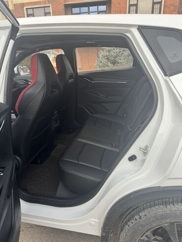 Changan: Changan X5 Plus: 2025 г., 1.5 л, Робот, Бензин, Кроссовер — 4