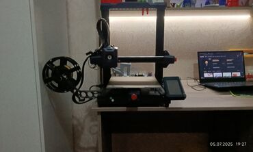 İnformatika: 3d printer yenidir və problemi yoxdur və hədiyyə verilir üzərində