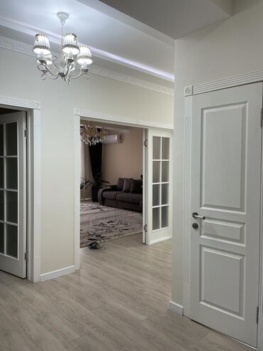 Долгосрочная аренда квартир: 4 комнаты, Агентство недвижимости, Без подселения, С мебелью полностью — 8