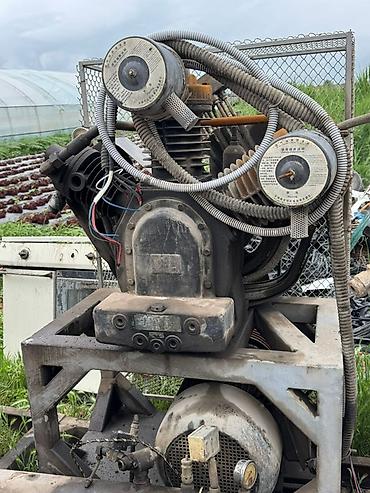 common rail: Промышленный поршневой компрессор на раме - Тип: стационарный — 2