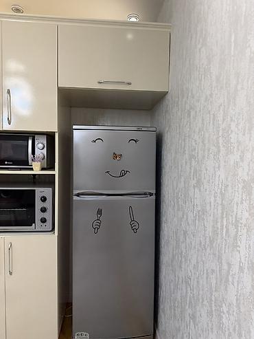 ucuz mini soyuducular: İşlənmiş 2 qapılı Soyuducu Satılır, rəng - Gümüşü — 1