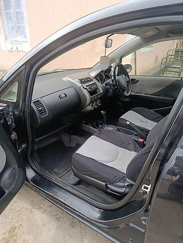 Honda: Honda Fit: 2003 г., 1.3 л, Вариатор, Бензин, Хэтчбэк — 8