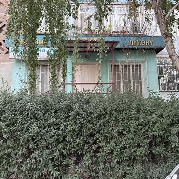 купить дом за 10000 долларов: 3 комнаты, 93 м², 106 серия улучшенная, 1 этаж, Старый ремонт