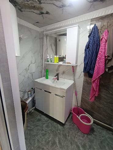 Продажа коттеджей и домов: Дом с участком срочно барачный дом сатылат душ кухня хол 2 спальный — 6