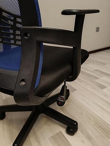 Ofis mebeli: İşlənmiş, Təkərli, Qolları tənzimlənmir — 2