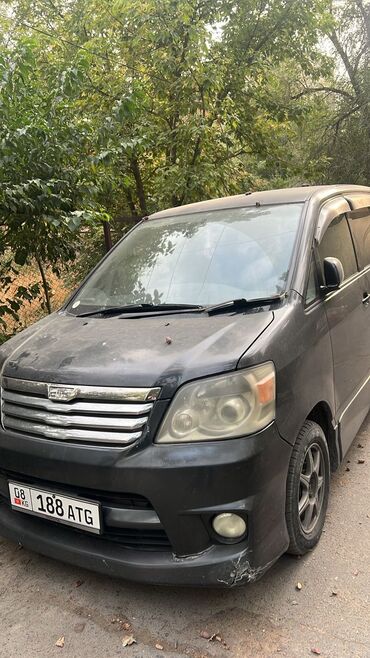 авто рынык бишкек: Toyota Noah: 2002 г., 2 л, Автомат, Бензин, Вэн/Минивэн