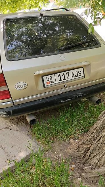 x class: Mercedes-Benz E-Class: 1992 г., Механика, Бензин, Универсал — 4
