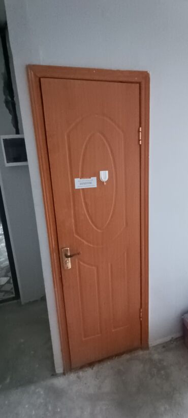 Шкафы для одежды: Шкаф для одежды, Б/у, Прямой