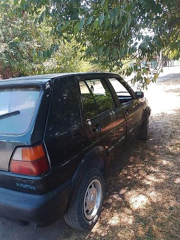 марк 100: Volkswagen Golf: 1990 г., 1.8 л, Механика, Бензин, Хэтчбэк — 8
