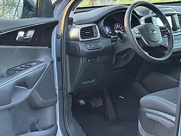 Kia: Kia Sorento: 2019 г., 2.4 л, Автомат, Бензин, Минивэн — 8