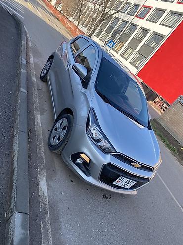 Chevrolet: Chevrolet Spark: 2017 г., 1.1 л, Автомат, Бензин, Хэтчбэк — 2
