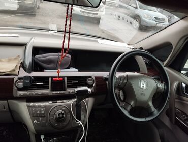 продаю или меняю на дом: Honda Elysion, правый руль, белый минивэн. Основные особенности: -