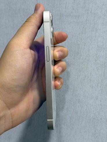 айфон зарядник оригинал: IPhone 13, белый цвет, в комплекте коробка. АКБ 79 в комплекте сама — 8