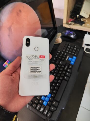 Xiaomi: Xiaomi Mi 8, 128 GB, rəng - Ağ, 
 Barmaq izi, Face ID