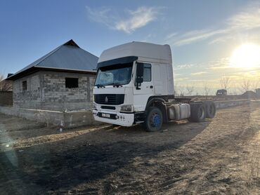 Тягачи: Тягач, Howo, 2009 г., Без прицепа — 11