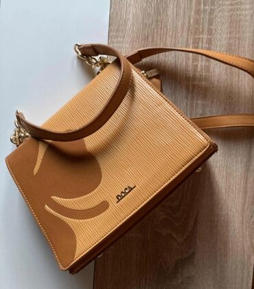 lepo stoj: Shoulder bag, Doca