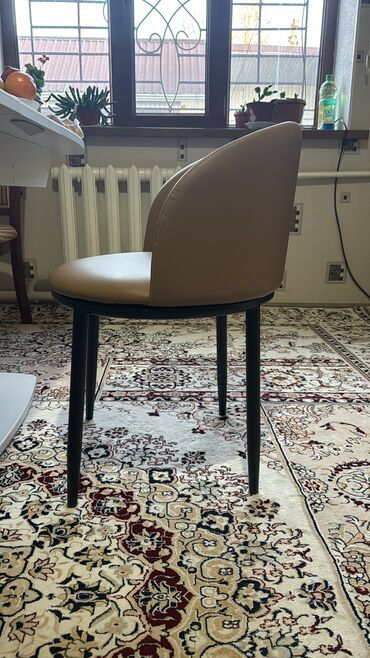 раритет мебель: Продаю стул для кухни