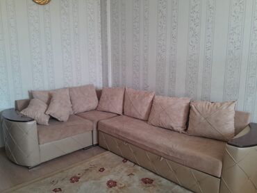 продать диван: Künc divan ölçüsü 2*3 açilir hecbir problemi yoxdu.Qiymeti 220