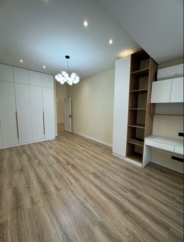 Продажа квартир: 3 комнаты, 104 м², Элитка, 2 этаж, Евроремонт