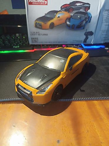 Модели автомобилей: Радиоуправляемая дрифт‑машинка 1:24 - Масштаб: корпус стилизован под — 8