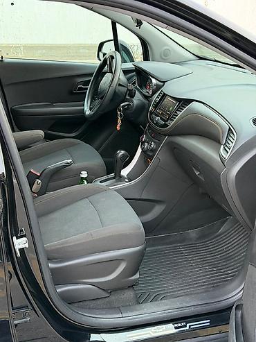 paneler: Chevrolet Trax (qara rəng) – kompakt şəhər krossoveri Texniki və — 3