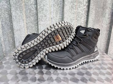 Muška obuća: Adidas Black/Grey Boots NOVO-Nepromocive-Model 2022/23! Cipele su