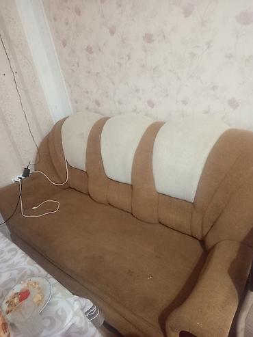 Tecli satılır 1 divan 2 kiroslol lalafo.az -da Tecli satılır 1 divan 2 kiroslol