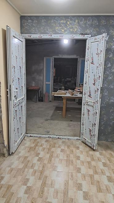 kil: Plastik qapı. Əla vəziyyətdə, keyfiyyətli yıgılıb. Cəmi 1 aya yaxın — 4