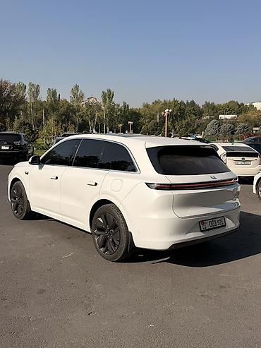 wuling mini ev: Lixiang L6: 2025 г., 1.5 л, Вариатор, Электромобиль, Кроссовер — 6
