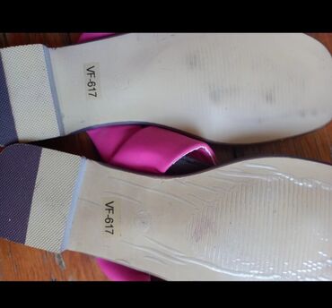 Botinka və botilyonlar: Ölçü: 37, rəng - Qara, Yeni — 7