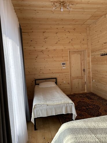 Туристические услуги: Сдаётся уютный гостевой дом. Принимаем гостей на зимний сезон. Чистые — 13