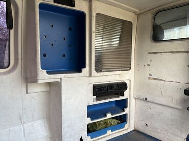 Volkswagen: Volkswagen Transporter: 2006 г., 2 л, Автомат, Дизель, Минивэн — 9