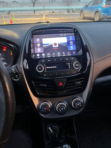 Chevrolet: Chevrolet Spark: 2019 г., 1 л, Вариатор, Бензин, Хэтчбэк — 10