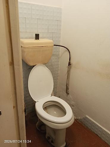 Кыймылсыз мүлк: 2 бөлмө, 50 м², 4 кабат, Эски ремонт — 10