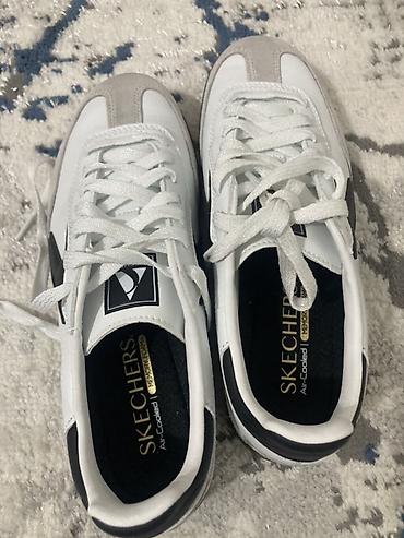 Личные вещи: Оригинал.Кроссовки Skechers Court Classics 1выход. Размер 39 - Линия — 2